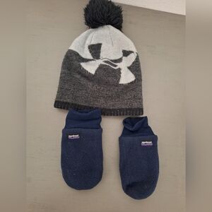 Patagonia Navy Mittens and Gray Beanie Set